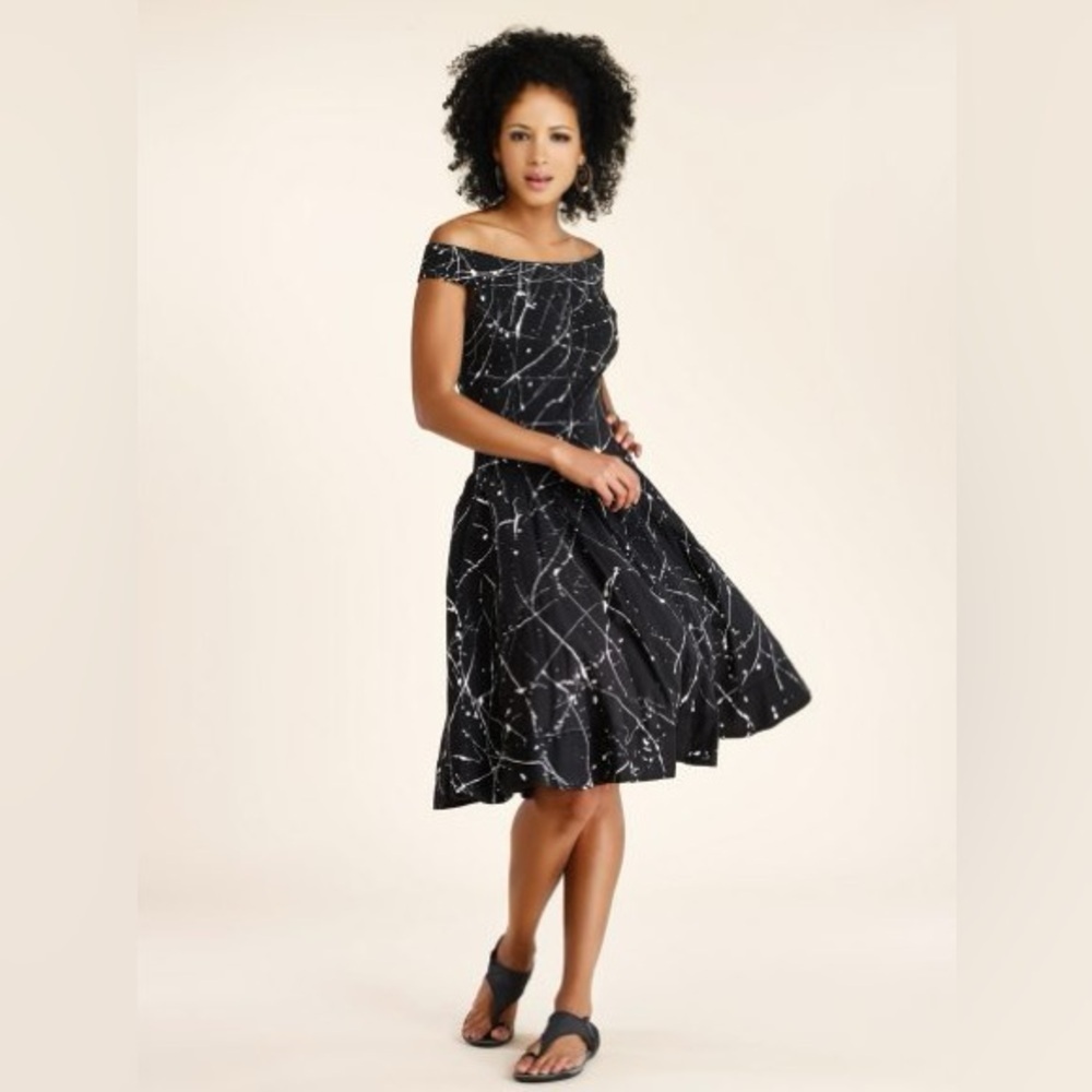 Luna Luz Jackson Pollock Off Shoulder Splatter Paint Black Short Dress EUC Sz M